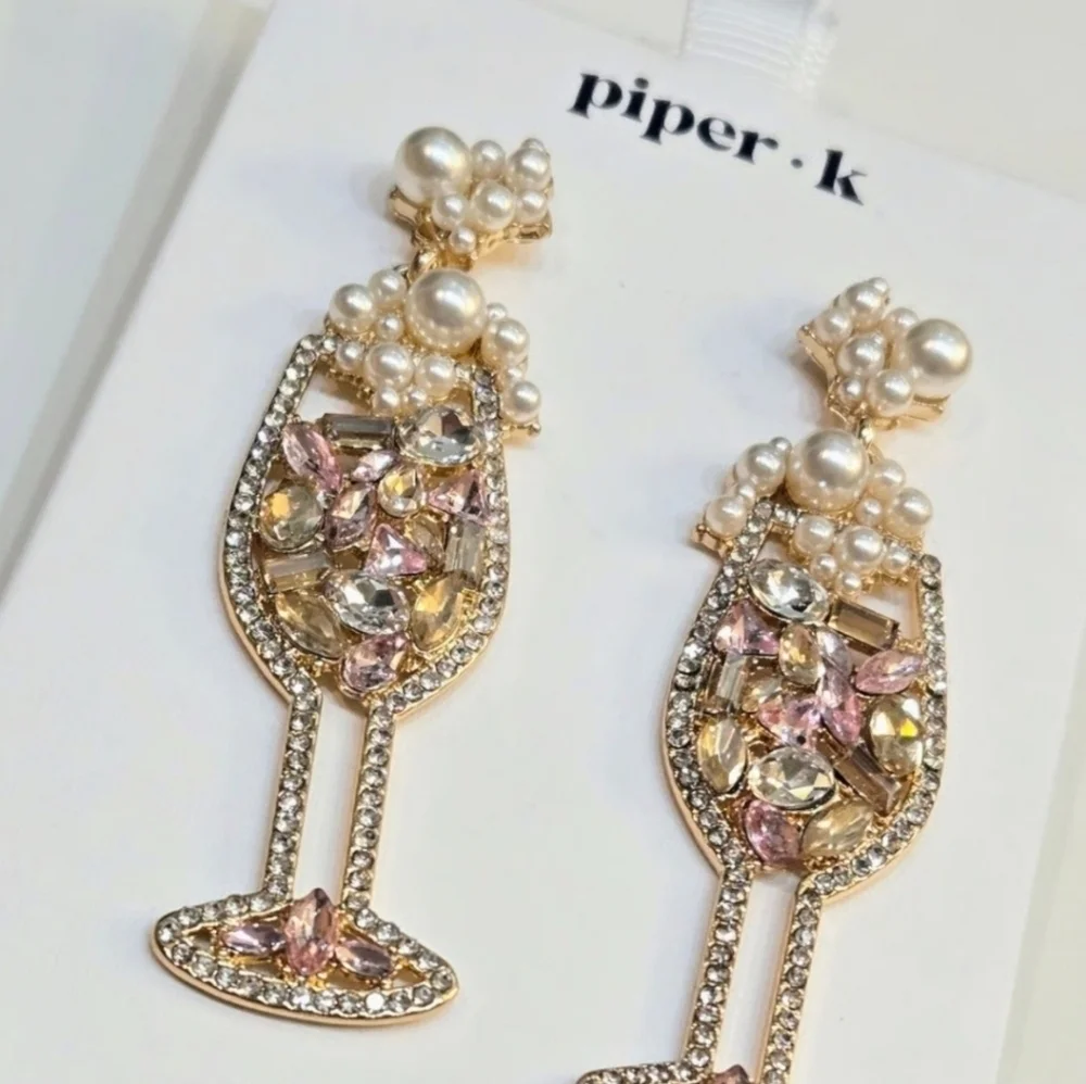 🥂 ▪️Piper k ▪️cheers Champagne Glass Stone dangle earrings NWT 🥂✨️🍾